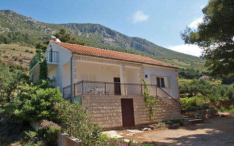 Katica: Ejendom, Hus, Bygning, Ejendom, Hjem, Landdistrikt, Sommerhus, Facade, Ferie, Landskab