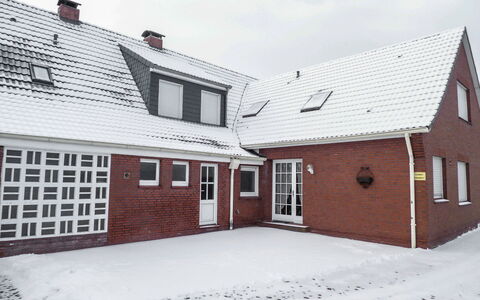 Norddeich 340: Bygning, Sne, Vindue, Himmel, Dør, Hus, Hældning, Sommerhus, Træ, Fryser