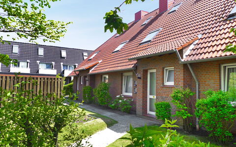 Norddeich 470: Plante, Bygning, Vindue, Himmel, Hus, Vegetationen, Arkitektur, Land Lot, Træ, Sommerhus