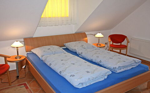 Lemke: Soveværelse, Seng, Møbel, Værelse, Sengetøj, Madras, Ejendom, Bed Frame, Etage, Sengetøj