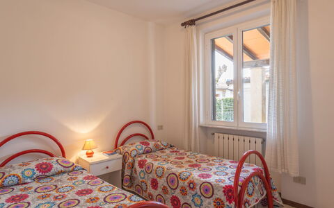 Francesca: Soveværelse, Værelse, Seng, Møbel, Sengetøj, Ejendom, Sengetøj, Bed Frame, Etage, Indretning