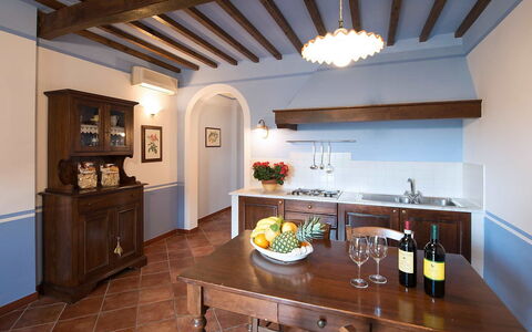 San Gimignano 150: Værelse, Loft, Ejendom, Countertop, Bygning, Møbel, Indretning, Etage, Køkken, Hus