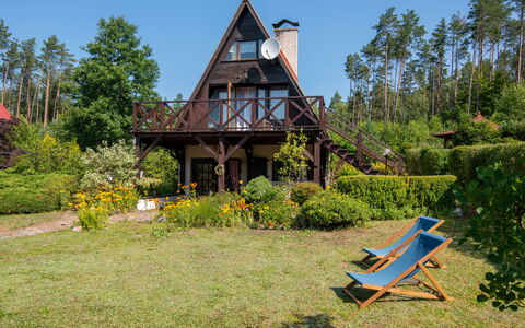 Borek Sulęcki: Busk, Hus, Sommerhus, Hjem, Have, Forår, Stuehus, Lawn, Estate