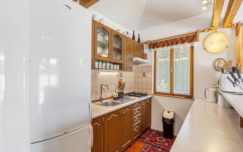 Petříkov: Køkken, Indretning, Træ, Cabinetry, Møbel, Køkken Apparat, Større Bandage, Countertop, Loft, Værelse