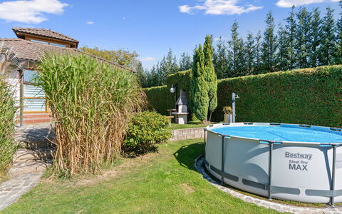 Petříkov: Svømmepøl, Kompositmateriale, Skygge, Have, Fritid, Backyard, Landscaping, Udvej, Gård, Eco Hotel