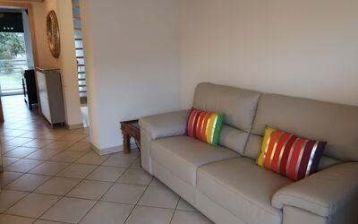 Tasman S12 2 100.47: Møbel, Couch, Træ, Komfort, Studio Couch, Indretning, Stue, Etage, Gulvbelægning, Bord
