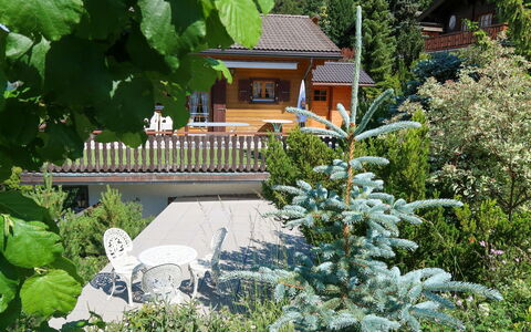Eloise: Plante, Bygning, Grøn, Natur, Botanik, Træ, Hus, Vegetationen, Sommerhus, Naturlige Landskab