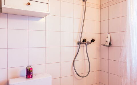 Jolimont J4: Sanitærarmatur, Badeværelse, Gulvbelægning, Etage, Vvs, Indretning, Bruser, Tap, Brusehoved, Værelse
