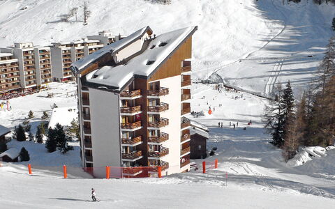 Siviez-Nendaz 400: Sne, Bygning, Hvid, Bjerg, Hældning, Fryser, Friluftsliv, Vindue, Hus, Biome