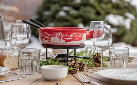 Chalet Hori: Bordservice, Serveware, Tallerkner, Porcelæn, Mad, Dug, Keramisk