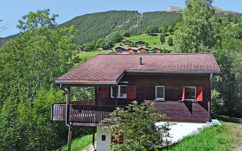 Egg-Isch: Himmel, Plante, Bygning, Vindue, Træ, Naturlige Landskab, Hus, Bjerg, Land Lot, Sommerhus