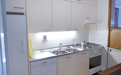 Genziana B 20: Ejendom, Værelse, Køkken, Cabinetry, Møbel, Bygning, Materielle Værdier, Hus, Arkitektur, Håndvask