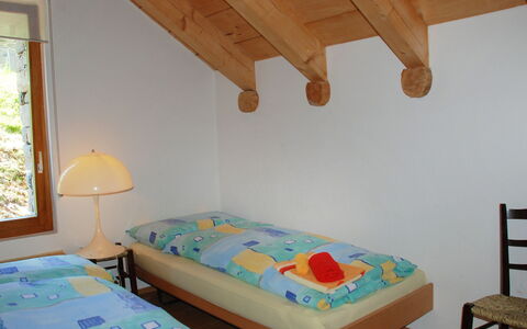 Rustico Dara Cotta: Soveværelse, Værelse, Seng, Møbel, Ejendom, Bed Frame, Sengetøj, Væg, Loft, Madras