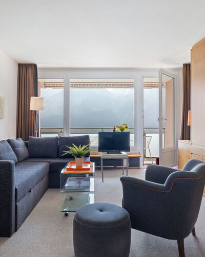 Promenade Apt 111 100.56