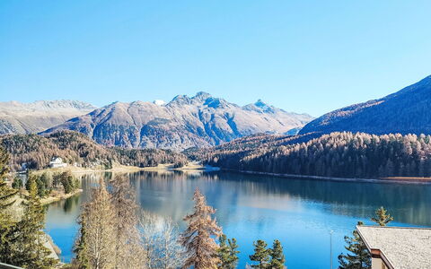 St. Moritz 775: Blå, Daytime, Krop Af Vand, Træ, Horisont, Sky, Hav, Ocean, Coastal Og Oceaniske Landskabsformer, Gelænder