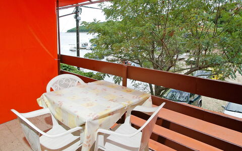 Korčula Vela Luka 800: Ejendom, Værelse, Bord, Møbel, Stol, Hus, Ejendom, Bygning, Udendørs Bord, Veranda