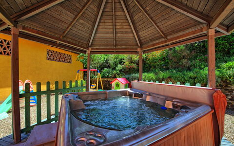 Casa Scopeti: Svømmepøl, Ejendom, Udvej, Ejendom, Jacuzzi, Bygning, Værelse, Fritid, Hus, Jacuzzi