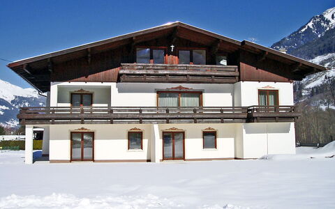 Bad Gastein 190: Himmel, Bygning, Sne, Ejendom, Vindue, Bjerg, Hus, Træ, Hældning, Plante