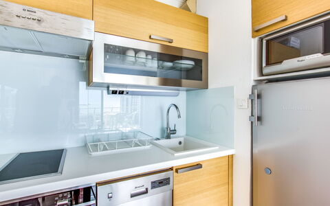 Les Rivages de Rochelongue: Ejendom, Værelse, Køkken, Cabinetry, Møbel, Bygning, Hus, Ejendom, Indretning, Lejlighed