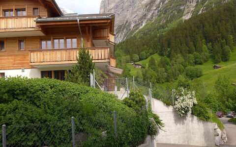 Chalet Pfingsteggblick: Bjergrige Landskabsformer, Ejendom, Bjerg, Bygning, Hill Station, Hus, Bjergkæde, Arkitektur, Alps, Træ