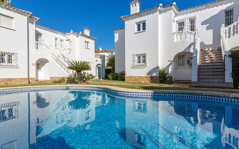 Oliva 403: Lejlighed, Menneskelig Bosættelse, Ejerlejlighed, Hotel, Altan, Villa