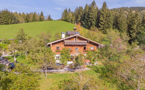 Oberhaslach: Plante, Himmel, Sky, Bjerg, Træ, Naturlige Landskab, Bygning, Lærk, Hus, Land Lot