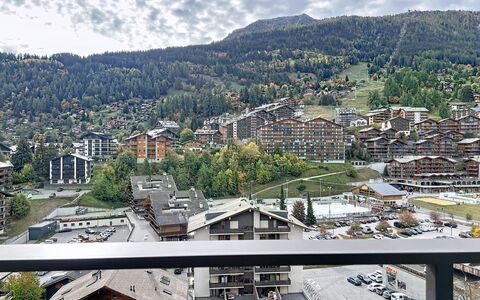 Nendaz 571: Bygning, Boligområde, Kvarter, Arkitektur, Stad, Lejlighed, Urban Design, Menneskelig Bosættelse, Hill Station, Forstad