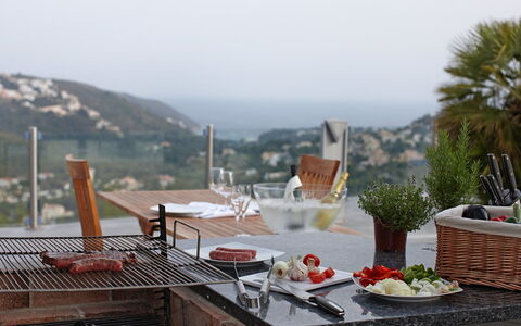 Finca Edel: Ejendom, Bord, Ferie, Ejendom, Tag, Møbel, Hus, Brunch, Morgenmad, Frokost
