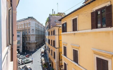 Navona: Kvarter, Stad, Gade, Bygning, Gul, Arkitektur, Menneskelig Bosættelse, City, Vej, Vindue