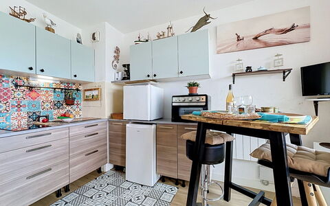 Port Camargue 530: Busk, Have, Boligområde, Plantesamfund, Land Lot, Bunddække, Landscaping, Backyard, Gård