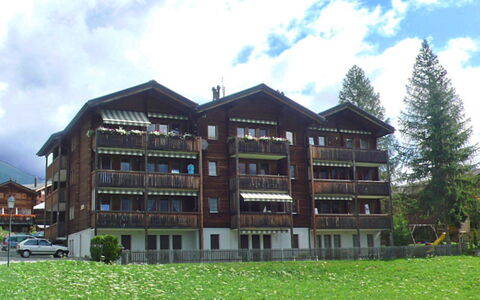 Diana: Ejendom, Hus, Bygning, Estate, Arkitektur, Hjem, Ejendom, Lejlighed, Træ, Værelse