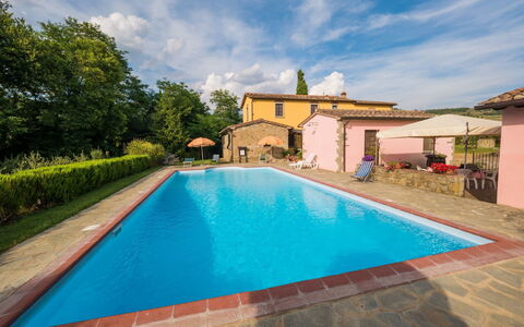 Agriturismo La Crosticcia