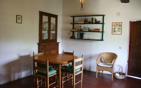 Agriturismo Bevignano: Værelse, Ejendom, Møbel, Bygning, Spisestue, Indretning, Hus, Bord, Etage, Ejendom