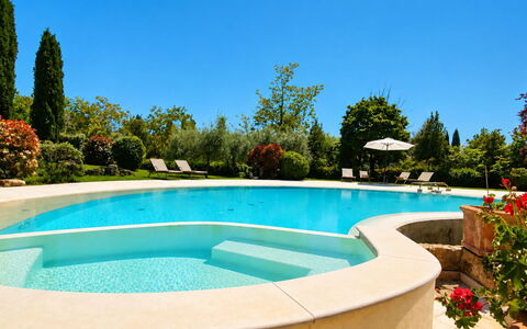 Pieve di Sant Ippolito: Bakke, Svømmepøl, Bjergkæde, Udendørs Møbler, Eco Hotel, Flise, Udvej, Kam, Landscaping, Tropics
