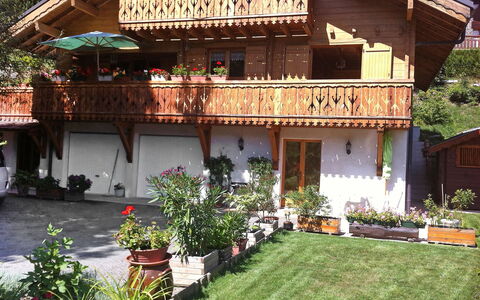 Rubigny: Hus, Ejendom, Bygning, Hjem, Ejendom, Gård, Sommerhus, Tag, Backyard, Gårdhave