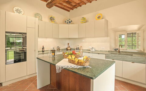 Centolivi 14: Køkken, Indretning, Countertop, Cabinetry, Gulvbelægning, Køkken Apparat, Møbel, Loft, Større Bandage, Etage