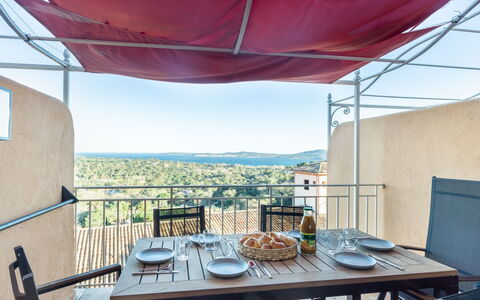 Feriebolig:&nbsp;Les Restanques Golfe Saint Tropez 119.8
