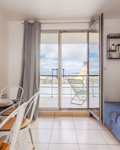 Blue Bay 211.4