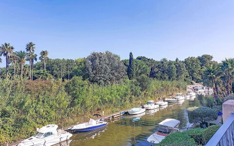 L'Annonciade: Vand, Båd, Vandfartøjer, Vandvej, Både Og Sejlsport - Udstyr Og Materiel, Kanal, Marina, Vandløb, Bank, Sø