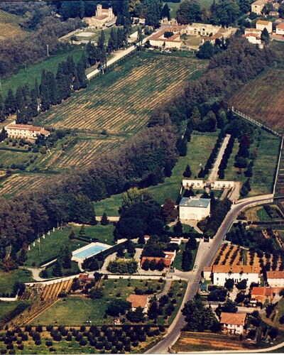 Villa Lazzareschi