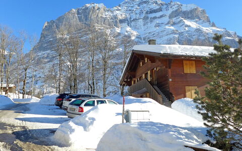 Chalet Sunneblick: Himmel, Sne, Bygning, Ejendom, Bjerg, Hvid, Træ, Hældning, Hus