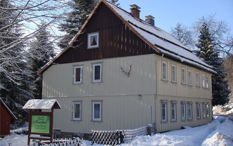 Altes Forsthaus Sösetal: Bygning, Sne, Himmel, Vindue, Træ, Hus, Træ, Hældning, Sommerhus, Sugar House