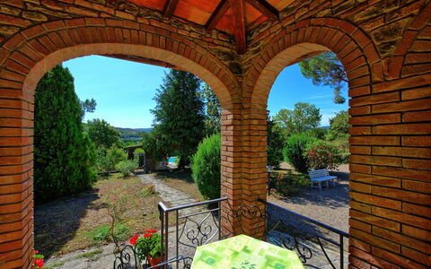 Casale Ambra: Ejendom, Arch, Arkitektur, Bygning, Ejendom, Hus, Mursten, Træ, Hjem, Have