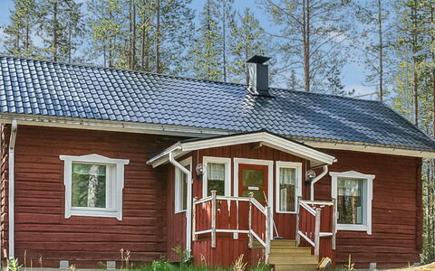 Pajalan Piilopirtti: Træ, Sommerhus, Hus, Hjem, Tag, Sidespor, Bjælkehytte, Veranda, Skydevindue, Garden Bygninger