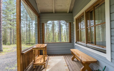 Piilola Nr 2: Græs, Hus, Sommerhus, Land Lot, Hjem, Estate, Lawn, Sidespor, Stuehus, Veranda