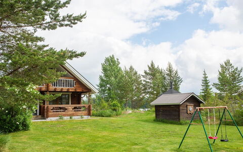 Ranta-Lemettilä: Sommerhus, Hus, Tag, Land Lot, Hjem, Landdistrikt, Lawn, Have, Bjælkehytte, Eng