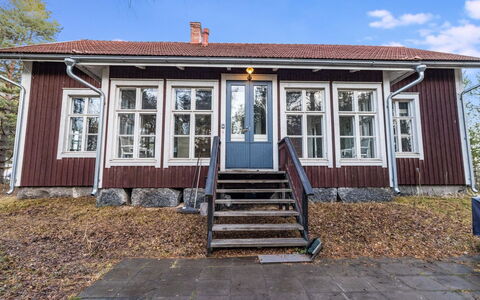 Säikkäranta: Vindue, Træ, Facade, Dør, Arkitektur, Hus, Hjem, Sommerhus, Tag, Sidespor