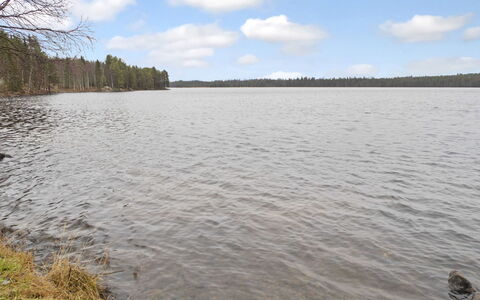 Pesäkolo: Vandressourcer, Vand, Krop Af Vand, Natur, Sky, Naturlige Landskab, Vandvej, Bank, Vandløb, Sø