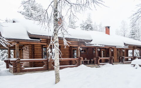 Varilan Lomamajat Nr2: Sne, Vinter, Træ, Sommerhus, Fryser, Bjælkehytte, Lærk, Tømmer, Snestorm