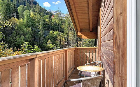 Am Arlberg: Træ, Veranda, Bejdse, Hårdttræ, Sommerhus, Planke, Bjælkehytte, Tømmer, Krydsfiner, Dæk